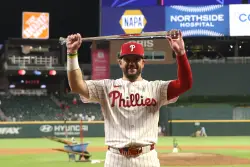 Phils' Kyle Schwarber fuels National League's tiebreaking 'swing-off' win in All-Star Game