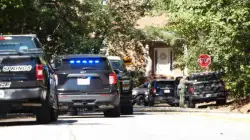Suspect in custody after standoff in Sandy Springs